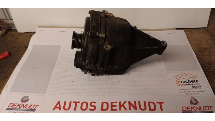Begagnade Dynamo Mercedes E-Klasse Pris € 151,25 Inklusive moms erbjuds av Autos Deknudt SA
