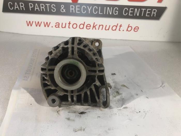 Begagnade Dynamo Ford KA Pris € 60,50 Inklusive moms erbjuds av Autos Deknudt SA