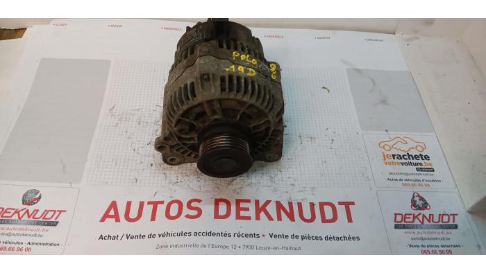 Begagnade Dynamo Volkswagen Polo Pris € 36,30 Inklusive moms erbjuds av Autos Deknudt SA