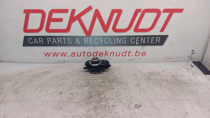 Używane Przelacznik (rózne) Mini Clubman Cena € 60,50 Z VAT oferowane przez Autos Deknudt SA