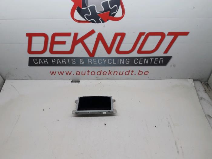Begagnade Innerdisplay Audi A4 Pris € 60,50 Inklusive moms erbjuds av Autos Deknudt SA