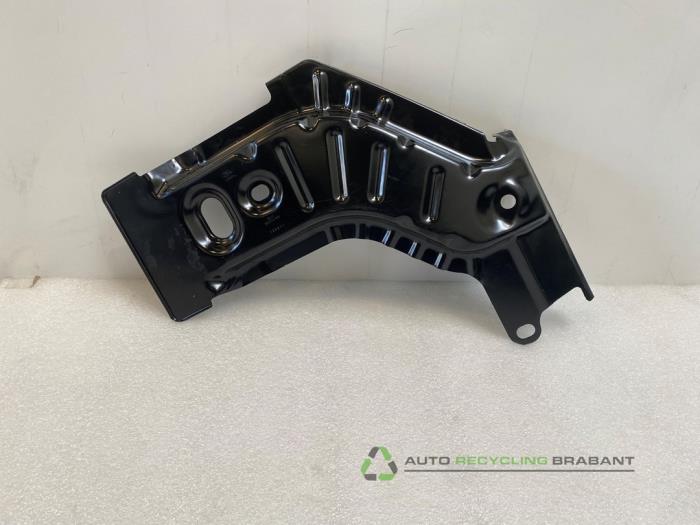 Usados Protector interno Ford Transit Custom 2.2 TDCi 16V Precio € 75,00 IVA incluido ofrecido por Auto Recycling Brabant