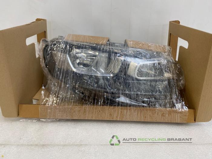 Nowe Reflektor prawy Citroen Jumpy 1.5 Blue HDi 100 Cena € 350,00 Z VAT oferowane przez Auto Recycling Brabant