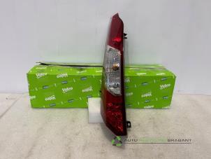 Begagnade Baklykta, vänster Ford Transit Connect (PJ2) Pris € 50,00 Inklusive moms erbjuds av Auto Recycling Brabant