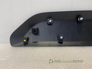 Moulure Latérale Pour Citroën Berlingo Station Wagon XTR 2008 - Référence 9681388080 - Occasion