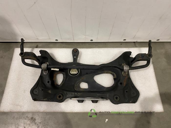 Begagnade Underram Volkswagen Golf VII (AUA) Pris € 75,00 Marginaltabell erbjuds av Auto Recycling Brabant