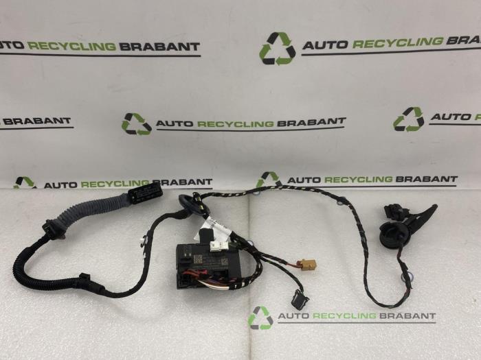 Begagnade Kablage Porsche Macan Pris € 40,00 Marginaltabell erbjuds av Auto Recycling Brabant