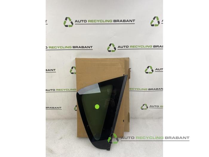 Usados Ventanilla triangular derecha detrás Renault Scenic Precio € 39,99 IVA incluido ofrecido por Auto Recycling Brabant