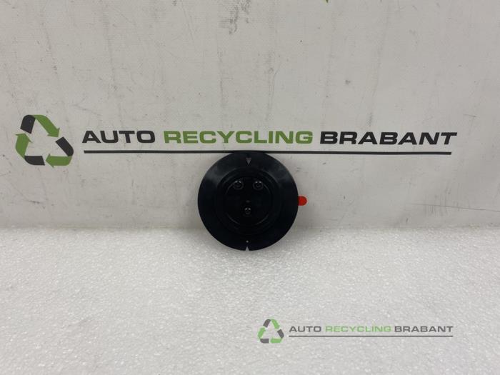 Używane Emblemat BMW I3 Cena € 75,00 Z VAT oferowane przez Auto Recycling Brabant
