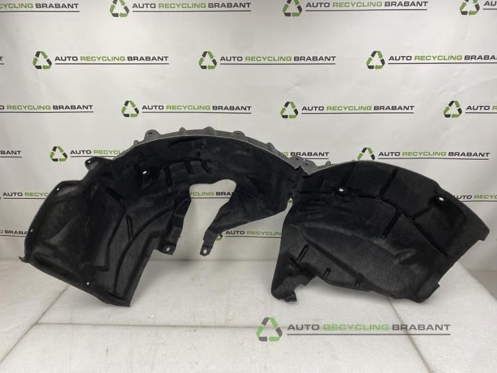 Używane Nadkole Audi A5 Cena € 39,99 Z VAT oferowane przez Auto Recycling Brabant