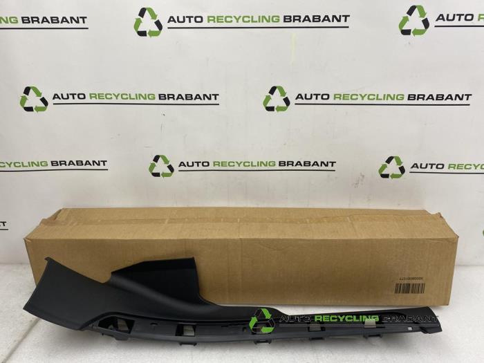 Używane Próg prawy BMW 7-Serie Cena € 9,99 Z VAT oferowane przez Auto Recycling Brabant
