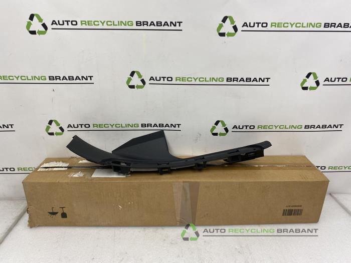 Używane Próg prawy BMW 7-Serie Cena € 14,99 Z VAT oferowane przez Auto Recycling Brabant