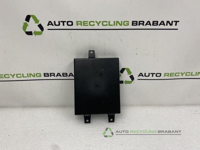 Używane Modul Bluetooth Volkswagen Tiguan Cena € 75,00 Procedura marży oferowane przez Auto Recycling Brabant
