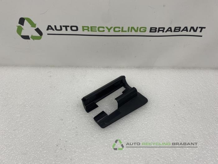 Używane Fotel prawy Mercedes C-Klasse Cena € 5,00 Procedura marży oferowane przez Auto Recycling Brabant