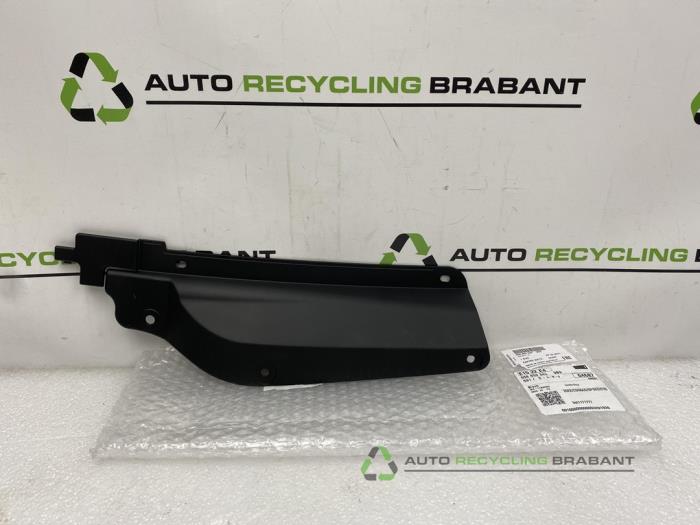 Używane Grill Skoda Kamiq Cena € 75,00 Z VAT oferowane przez Auto Recycling Brabant