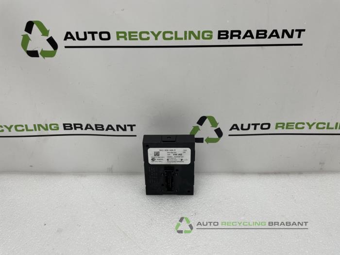 Używane Modul keyless vehicle Volkswagen Scirocco Cena € 80,00 Procedura marży oferowane przez Auto Recycling Brabant