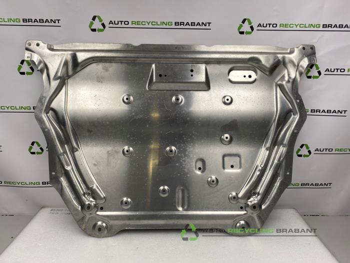 Begagnade Hasplåt Volkswagen Golf Pris € 30,00 Marginaltabell erbjuds av Auto Recycling Brabant