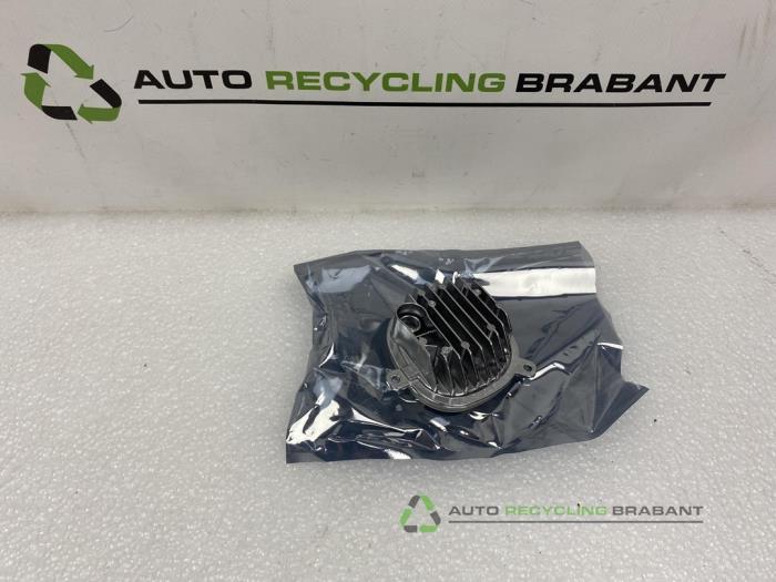 Używane Modułowy reflektor LED BMW 3-Serie Cena € 80,00 Procedura marży oferowane przez Auto Recycling Brabant