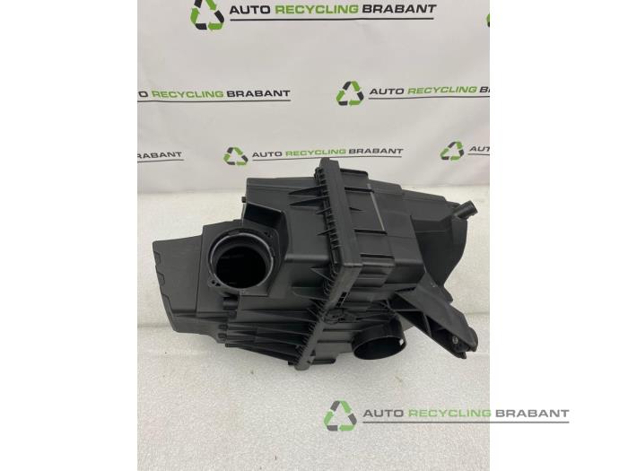Begagnade Luftfilter Volkswagen Transporter Pris € 50,00 Marginaltabell erbjuds av Auto Recycling Brabant