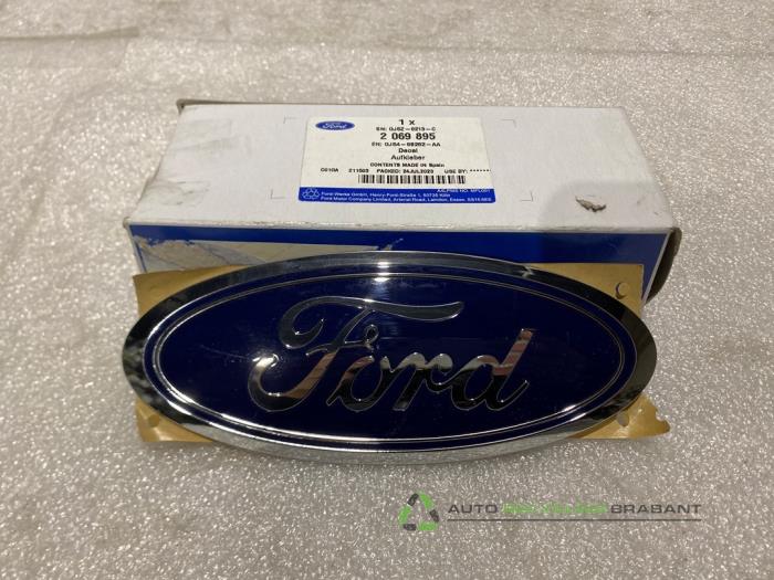 Nowe Emblemat Ford Focus 4 Cena € 25,00 Z VAT oferowane przez Auto Recycling Brabant