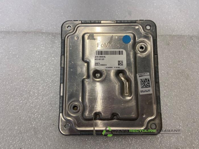 Używane Modułowy reflektor LED Ford Kuga III (DFK) Cena € 90,00 Procedura marży oferowane przez Auto Recycling Brabant