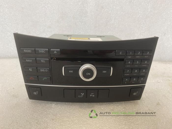 Usagé Système navigation Mercedes E Estate (S212) Prix € 150,00 Règlement à la marge proposé par Auto Recycling Brabant