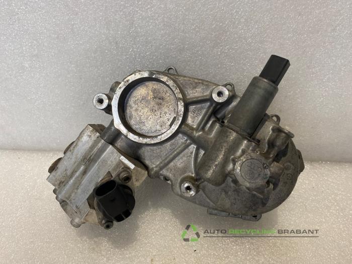 Gebrauchte Nockenwellengehäuse Audi A3 (8P1) 2.0 16V FSI Preis € 175,00 Margenregelung angeboten von Auto Recycling Brabant