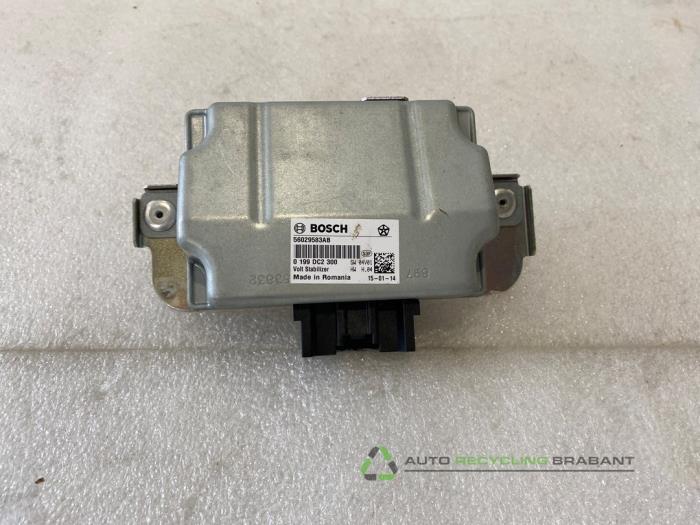 Usagé Ordinateur marche-arrêt Jeep Renegade (BU) 1.4 Multi Air 16V 4x4 Prix € 100,00 Règlement à la marge proposé par Auto Recycling Brabant
