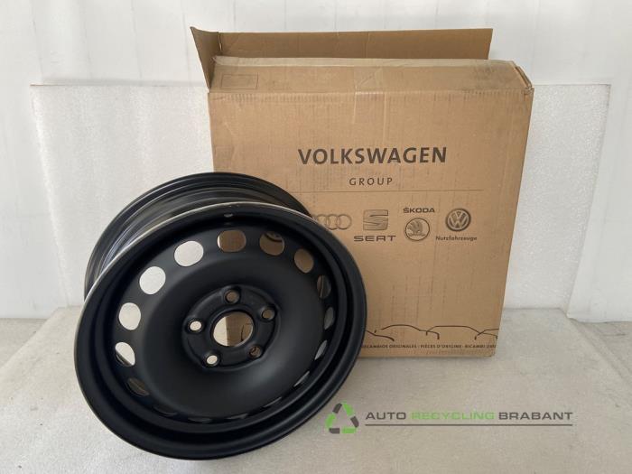 Używane Obrecz Volkswagen Caddy IV Cena € 50,00 Z VAT oferowane przez Auto Recycling Brabant