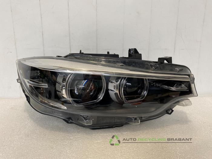 Używane Reflektor prawy BMW 4 serie (F32) Cena € 600,00 Procedura marży oferowane przez Auto Recycling Brabant
