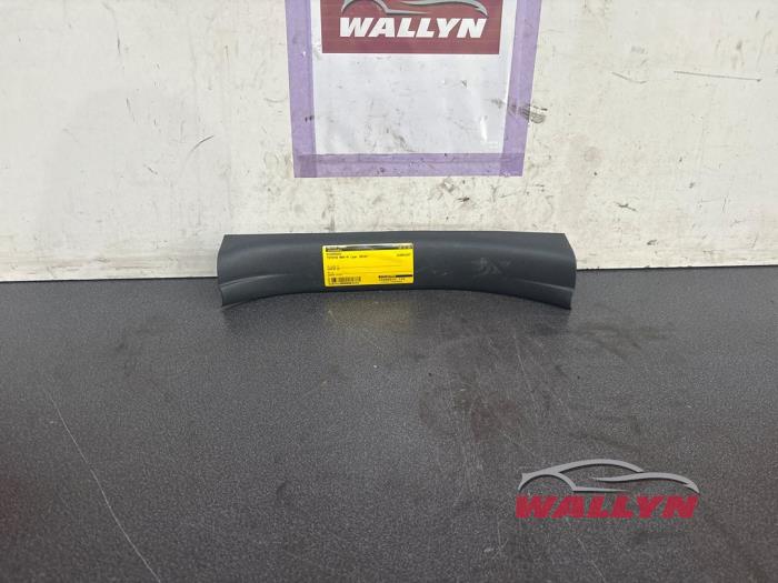 Używane Rózne Toyota RAV4 (A3) 2.0 16V Valvematic 4x2 Cena € 24,20 Z VAT oferowane przez Wallyn COMMV