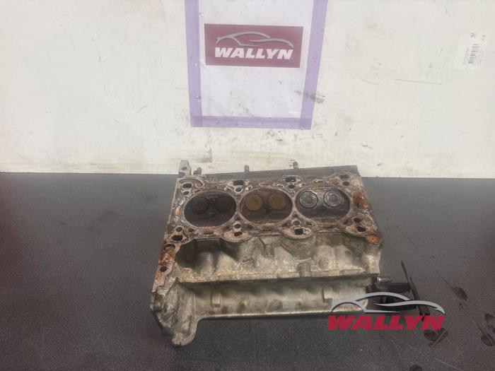 Usagé Culasse Opel Corsa D 1.0 Prix € 121,00 Prix TTC proposé par Wallyn COMMV