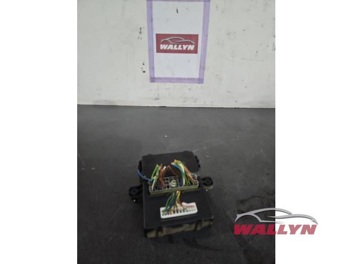 Used Engine management computer Ssang Yong Rodius 2.2 SV 220 e-XDi 16V 2WD Price € 133,10 Inclusive VAT offered by Wallyn COMMV