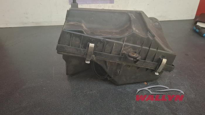 Begagnade Luftfilterhus Volvo V40 (VW) 1.9 D Pris € 24,20 Inklusive moms erbjuds av Wallyn COMMV