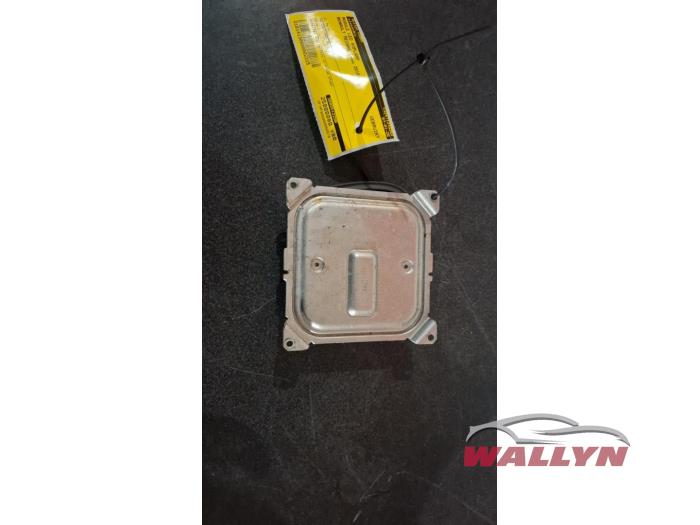 Używane Modułowy reflektor LED Renault Megane IV Estate (RFBK) 1.5 Energy dCi 110 Cena € 35,01 Z VAT oferowane przez Wallyn COMMV