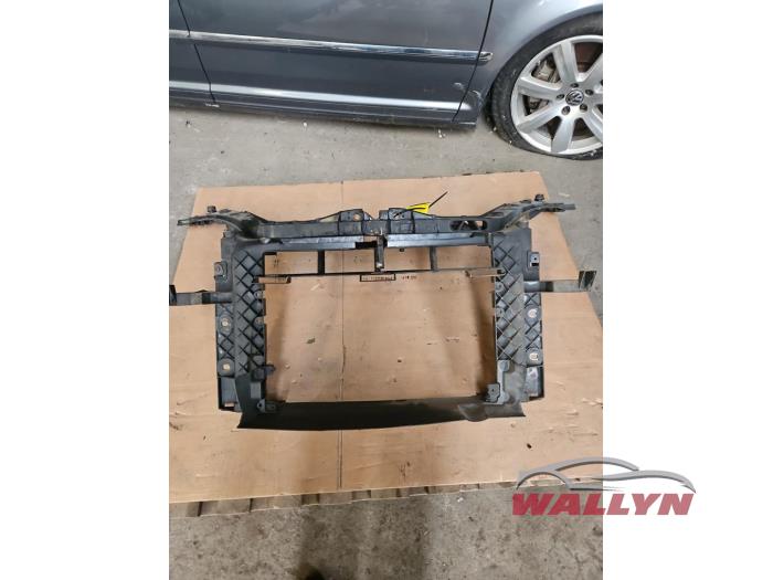 Używane Panel przedni Ford Fusion 1.4 TDCi Cena € 60,50 Z VAT oferowane przez Wallyn COMMV