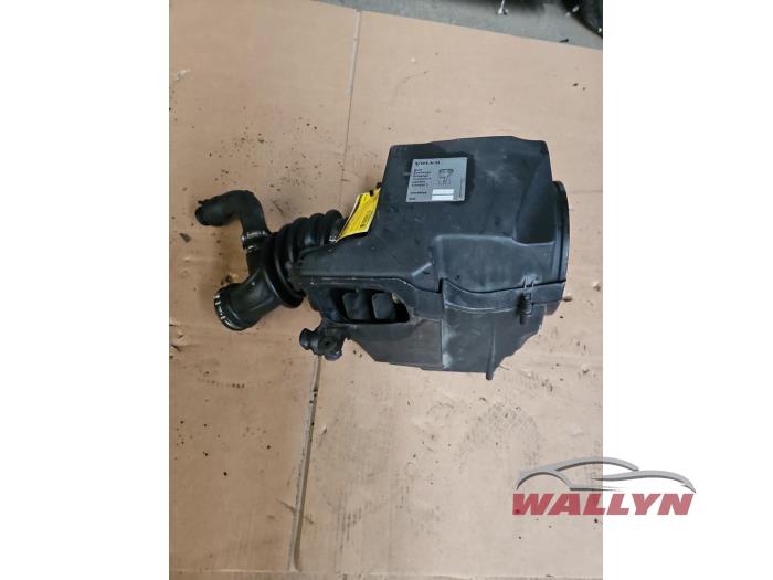 Begagnade Luftfilterhus Volvo V50 (MW) 1.6 D 16V Pris € 30,25 Inklusive moms erbjuds av Wallyn COMMV