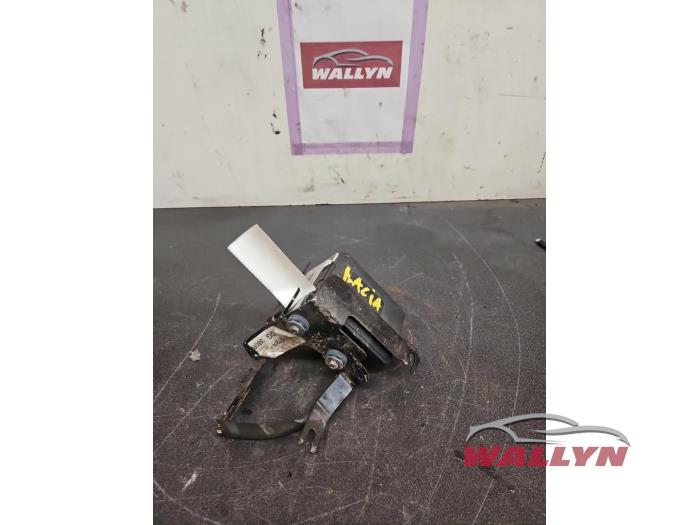 Usagé Bloc ABS Dacia Dokker Express (8S) 1.6 16V Prix € 133,10 Prix TTC proposé par Wallyn COMMV