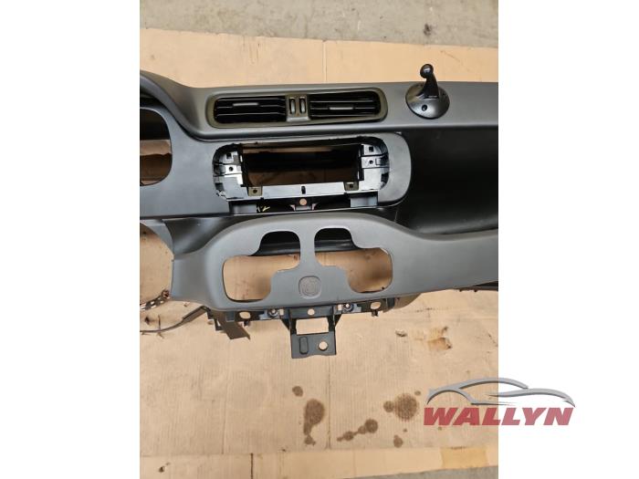Panel z Fiat Panda (312)  2016