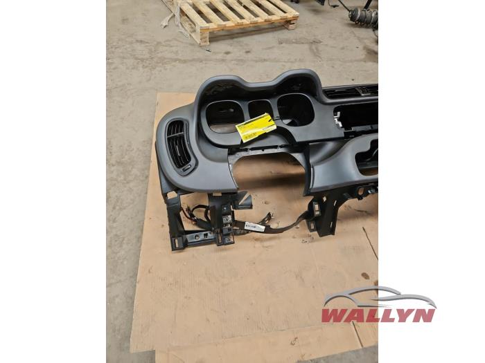 Panel z Fiat Panda (312)  2016