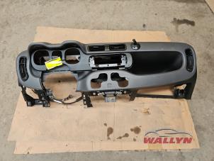 Panel z Fiat Panda (312)  2016