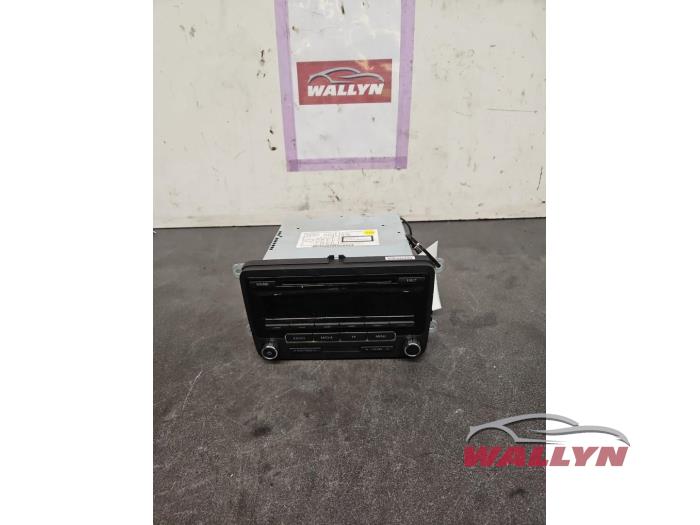 Używane Radio Seat Toledo (NHAA) 1.2 TSI Cena € 96,80 Z VAT oferowane przez Wallyn COMMV