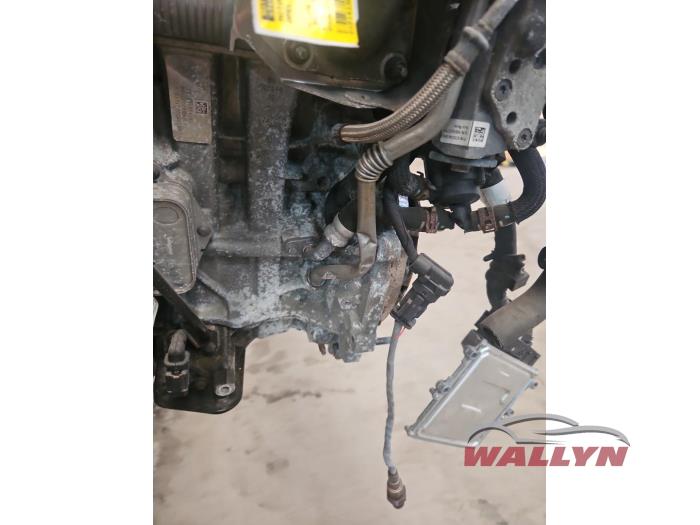 Engine from a Opel Grandland (X) 1.2 Turbo 12V 2019