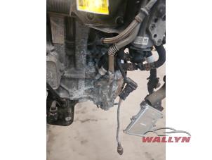 Engine from a Opel Grandland (X) 1.2 Turbo 12V 2019
