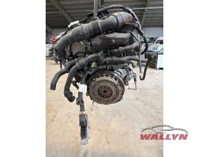 Engine from a Opel Grandland (X) 1.2 Turbo 12V 2019
