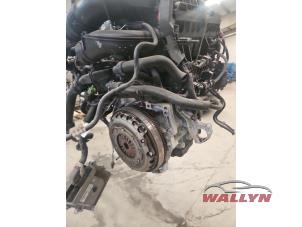 Engine from a Opel Grandland (X) 1.2 Turbo 12V 2019