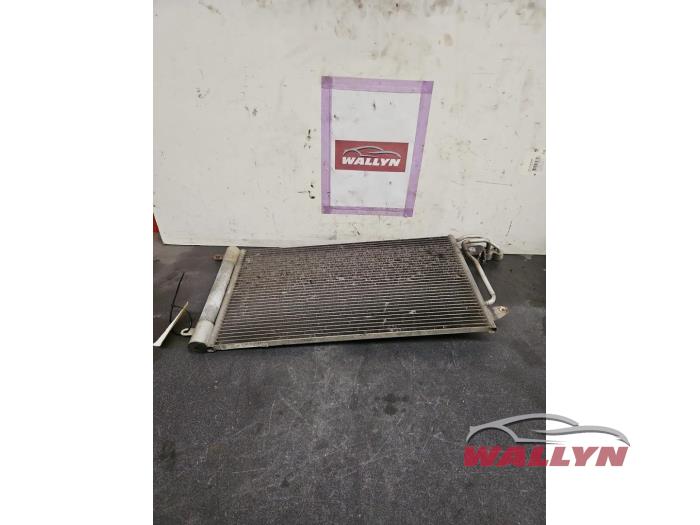 Usagé Radiateur clim Seat Ibiza IV (6J5) 1.6 TDI 90 Prix € 24,20 Prix TTC proposé par Wallyn COMMV