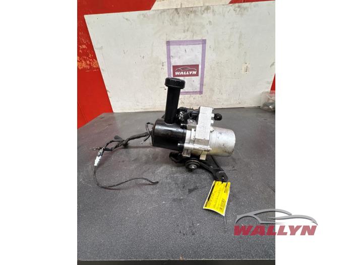 Usagé Pompe de direction Peugeot 407 SW (6E) 2.0 HDiF 16V Prix € 36,30 Prix TTC proposé par Wallyn COMMV