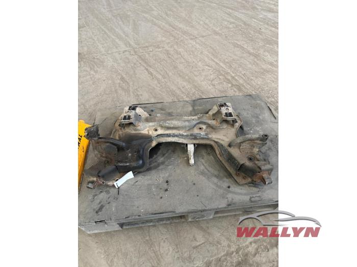 Usagé Faux châssis Peugeot 207 CC (WB) 1.6 HDiF 16V Prix € 42,35 Prix TTC proposé par Wallyn COMMV