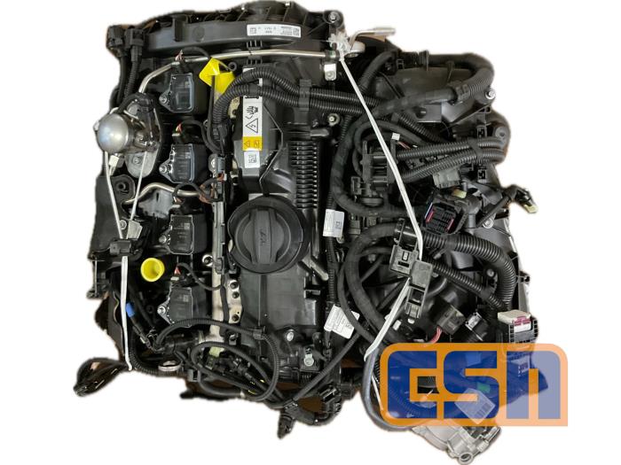 Engine from a BMW 3 serie (G20) 330i 2.0 TwinPower Turbo 16V 2021